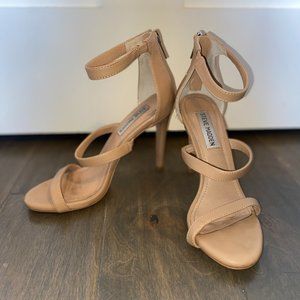 Steve Madden Feelya Nude Heels - Size 6.5